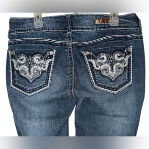 WallFlower Juniors Size 5 Dark Wash Low-Rise Embellished Rhinestone Flare Jeans